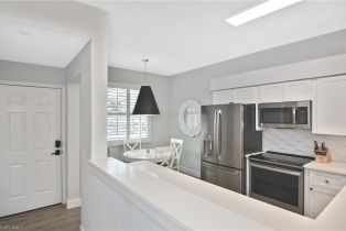 , 10460 Washingtonia Palm Way 1324