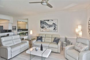 Mid Rise (4-7), 10275 Bismark Palm Way 114333966