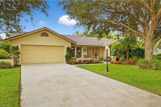 Single Family Residence, 14593 Aeries Way Eagle Ridge, FL 33912 