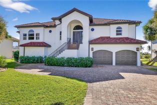 Single Family Residence, 811 Birdie View Sanibel Island, FL 33957 