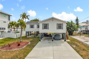 Single Family Residence, 8010 Buccaneer Laguna Shores, FL 33931 
