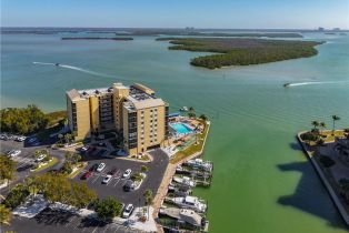 Mid Rise (4-7), 400 Lenell Rd 10733931