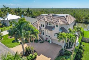 Single Family Residence, 11731 Isle Of Palms Shell Point, FL 33931 