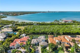 Single Family Residence, 15450 Catalpa Cove Shell Point, FL 33908 
