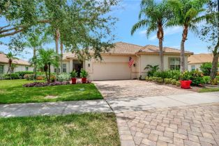 Villa Attached, 11230 Suffield St