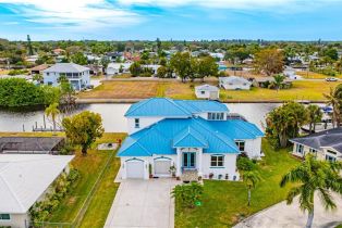 Single Family Residence, 2107 Saint Croix Fort Myers Shores, FL 33905 