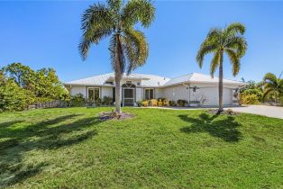 , Charlotte Shores, FL 