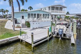 , Bayside Estates, FL 