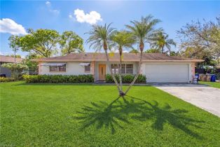 Single Family Residence, 2119 Hibiscus Fort Myers Shores, FL 33905 