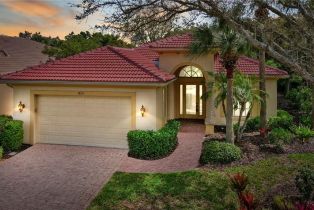 Single Family Residence, 18271 Parkside Greens Parkside, FL 33908 