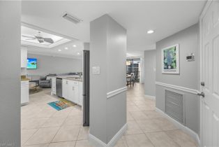 Mid Rise (4-7), 1401 Middle Gulf Dr 305r33957 