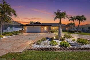 Single Family Residence, 3517 19th Palaco Grande, FL 33904 