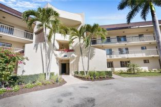 , 413 Augusta Blvd 105