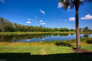 Low Rise (1-3), 10460 Wine Palm Rd 581233966 