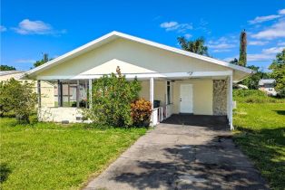 Single Family Residence, 317 Montgomery Alabama Grove Terrace, FL 33905 