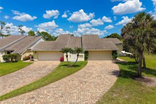 Villa Attached, 15685 Carriedale Carriedale, FL 33912 