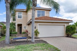 Single Family Residence, 10519 Winged Elm Botanica Lakes, FL 33913 