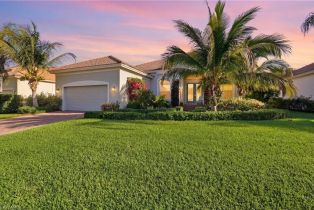, Emerson Square, FL 