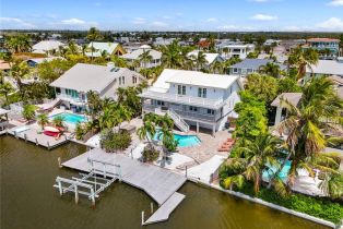 , Siesta Isles, FL 