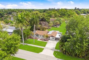 Single Family Residence, 363 New York Alabama Grove Terrace, FL 33905 