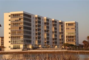 Mid Rise (4-7), 7000 Estero Blvd 30033931