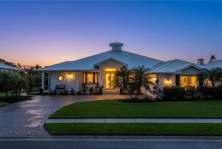 Single Family Residence, 16171 Bentwood Palms Coconut Creek, FL 33908 