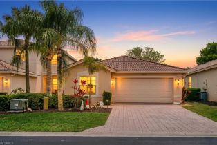 Single Family Residence, 10523 Carolina Willow Dr