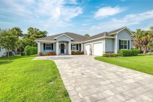 Single Family Residence, 1221 La Faunce Way