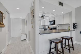 , 4586 Trawler Ct 305