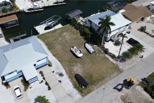 Land, 2480 Sycamore St