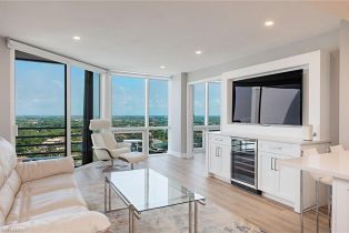 High Rise (8+), 4751 Gulf Shore Blvd N # 2, Naples FL 3410334103
