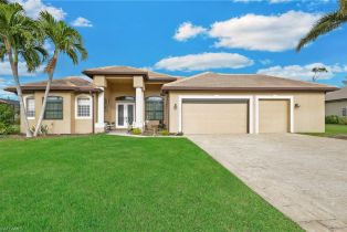 Single Family Residence, 15960 Chance Kelly Mcgregor, FL 33908