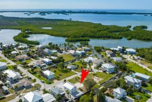 , 4730 Swordfish St, Bonita Springs FL 34134