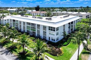 , 1021 3rd St S # 304, Naples FL 34102