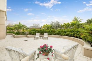 High Rise (8+), 8960 Bay Colony Dr # 104, Naples FL 3410834108