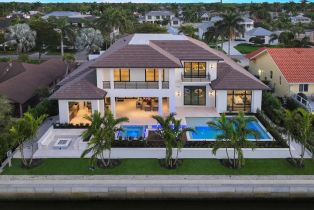 , 595 16th Ave S, Naples FL 34102