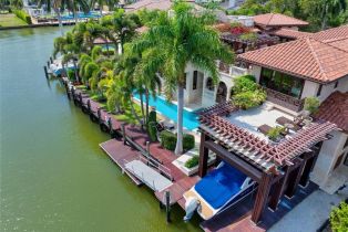 , 2233 Forrest Ln, Naples FL 34102