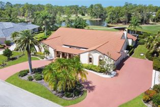 , 4724 Oak Leaf Dr, Naples FL 34119