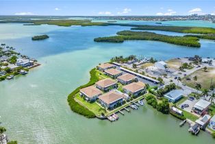 Low Rise (1-3), 330 Kon Tiki Dr # G7, Naples FL 3411334113