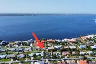 , 331 Bayshore Dr, Cape Coral FL 33904