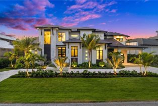 , 255 21st Ave S, Naples FL 34102