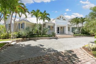 , 266 15th Ave S, Naples FL 34102