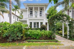 Single Family Residence, 383 4th Olde Naples, FL 34102 