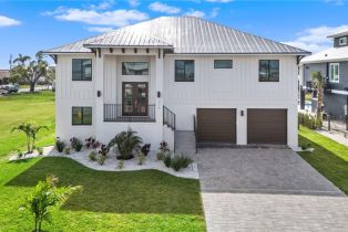 Single Family Residence, 276 Albatross Fairview Isles, FL 33931