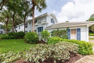 , 7050 Barrington Cir # 201, Naples FL 34108