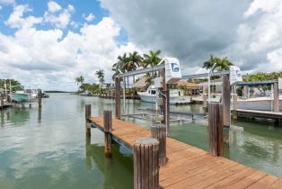 , 945 Sundrop Ct, Marco Island FL 34145