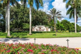 Low Rise (1-3), 9291 Spring Run Blvd # 2703, Estero FL 34135