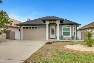 , 746 101st Ave N, Naples FL 34108