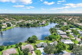 Single Family Residence, 9694 Litchfield Victoria Park West, FL 34109