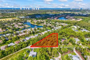 , 25650 Luci Dr, Bonita Springs FL 34135